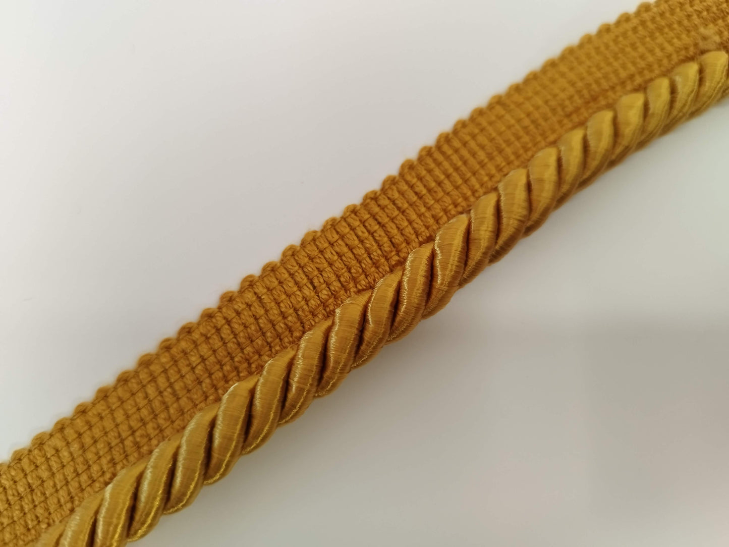 8mm Flanged Viscose Cord