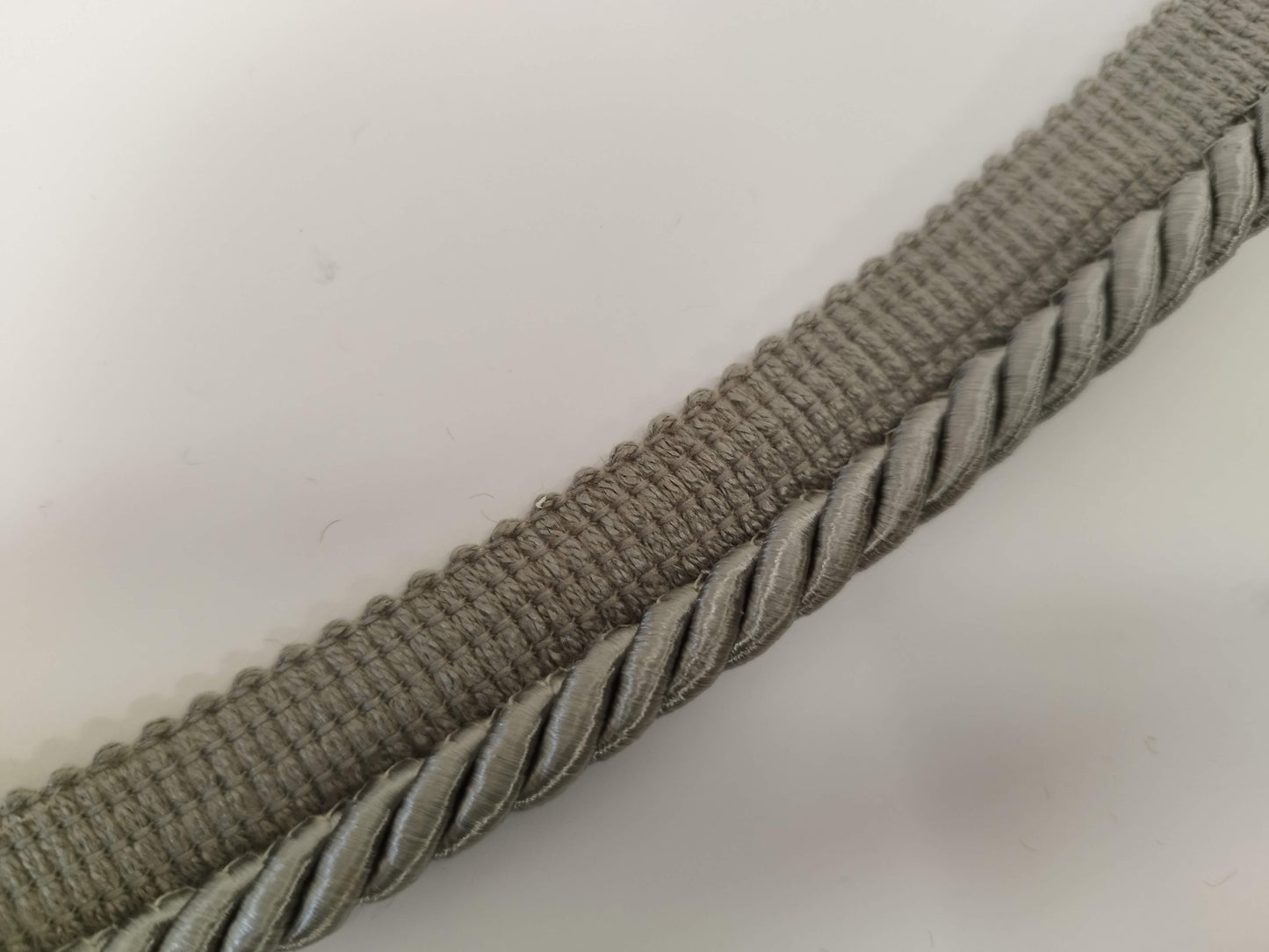 8mm Flanged Viscose Cord