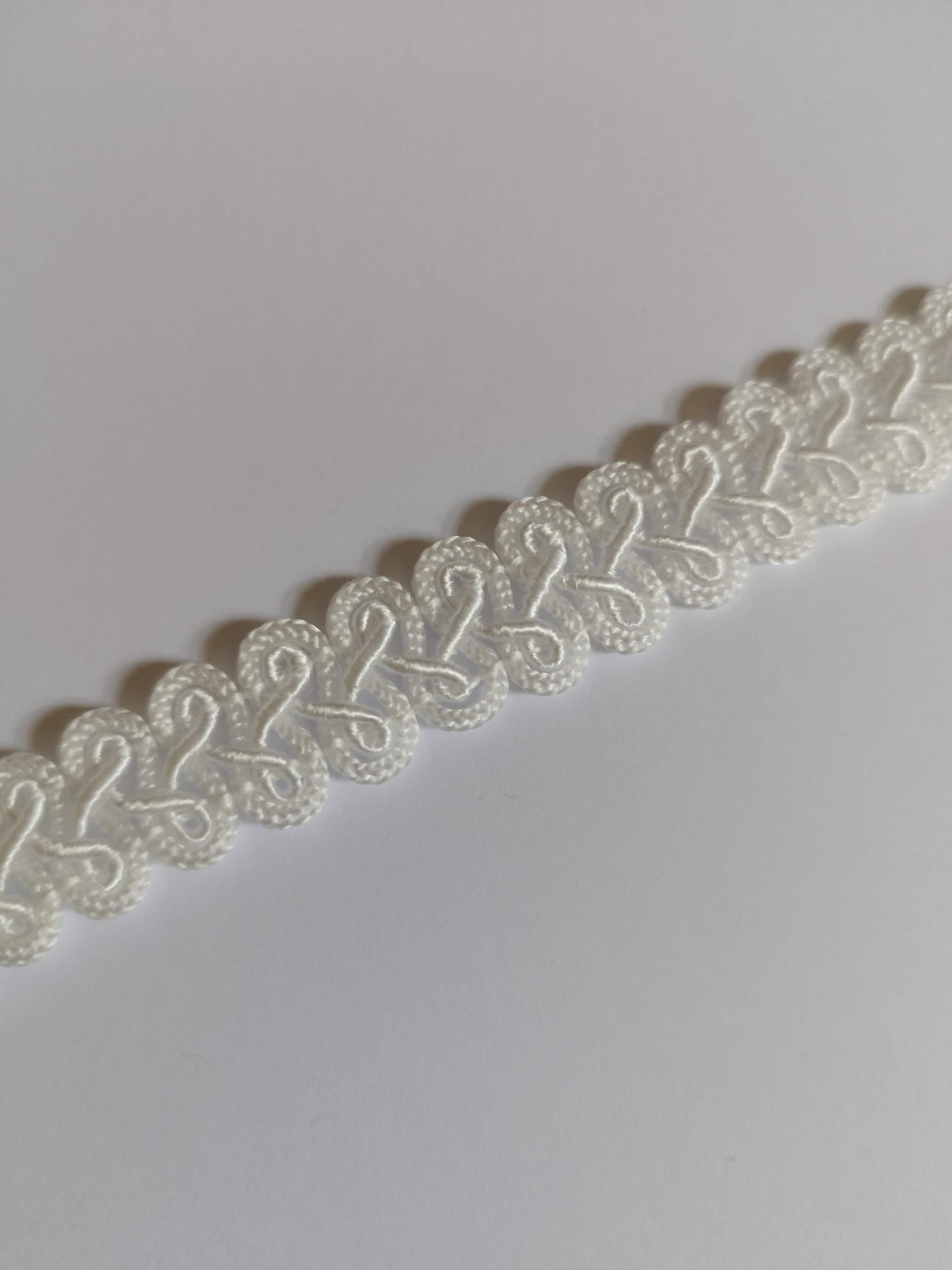 16mm Wide Fancy Scroll Braid * NEW *