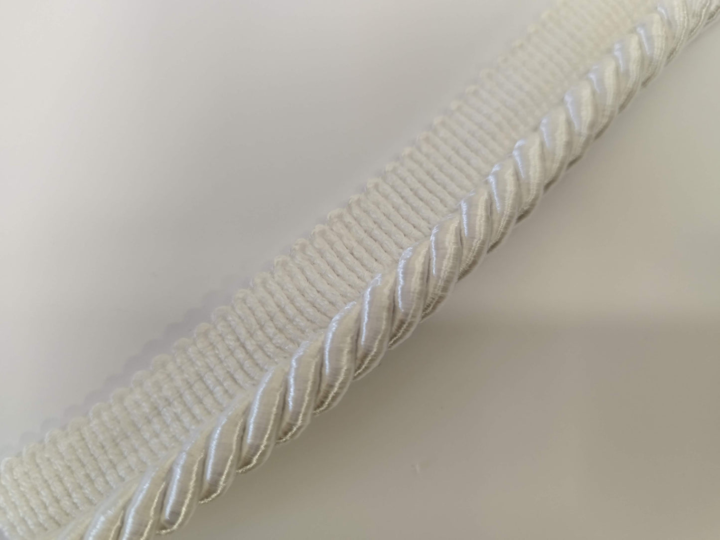 8mm Flanged Viscose Cord