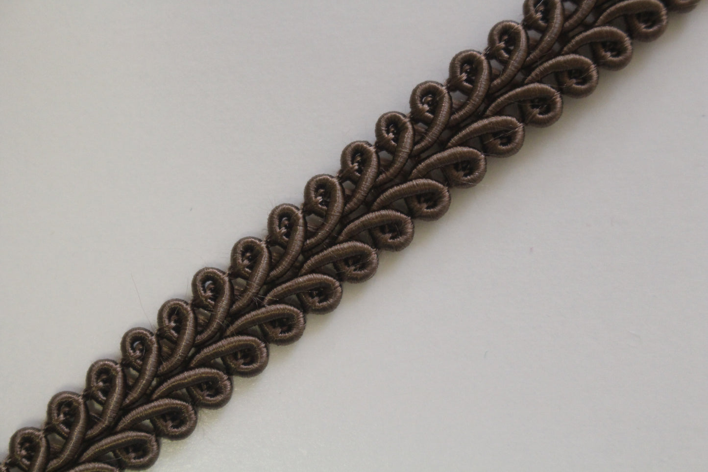 Premium 9-10mm Scroll Braid - 35 Colours