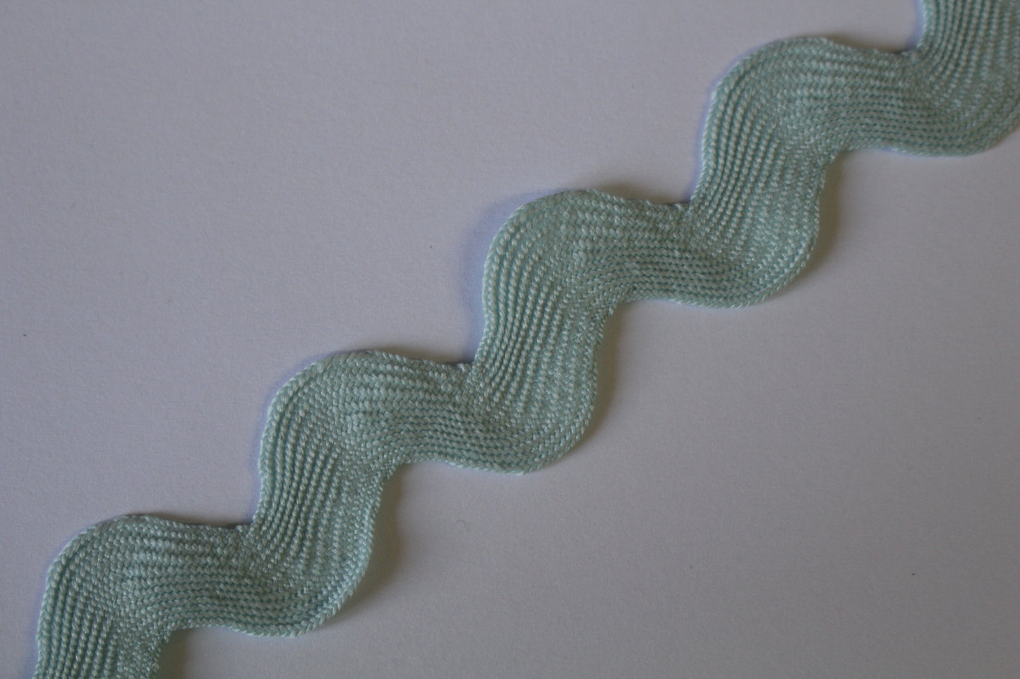 Extra Jumbo Ric Rac Trim 14mm/22mm Width