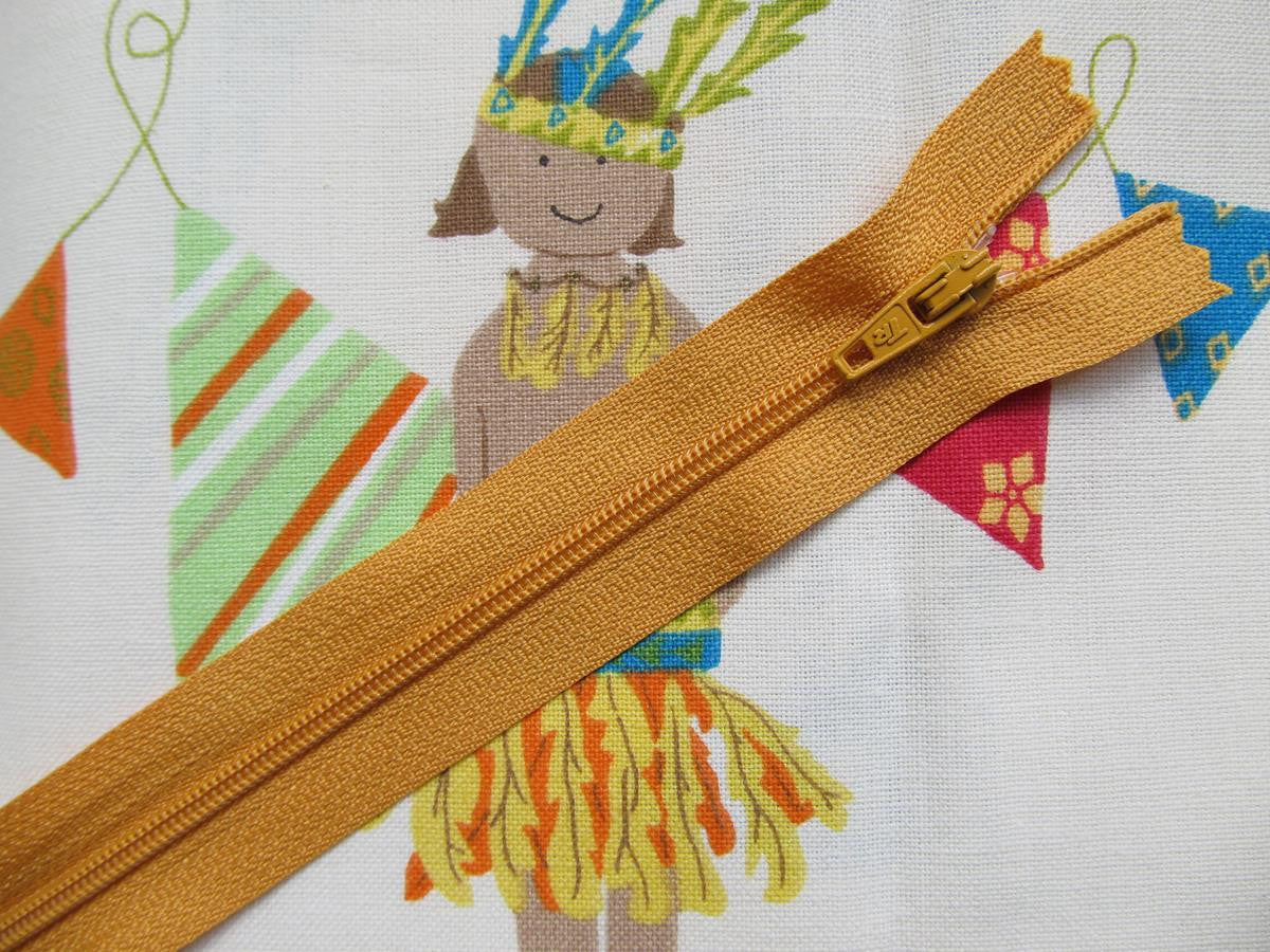 Closed End Zip - 8" (20cm)