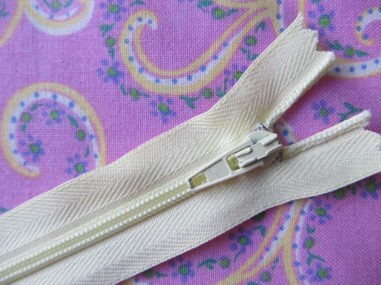 Closed End Zip - 6" (15cm)