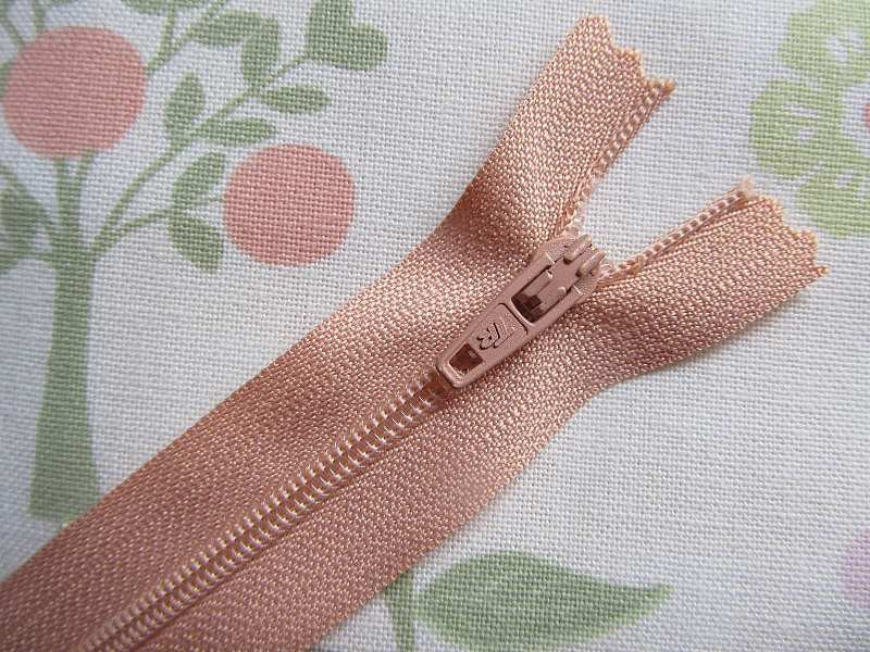 Closed End Zip - 10" (25cm)