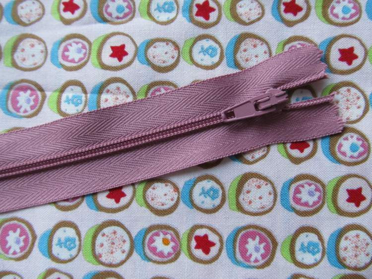 Pack of 5 Closed End Zips - 14" (35cm)