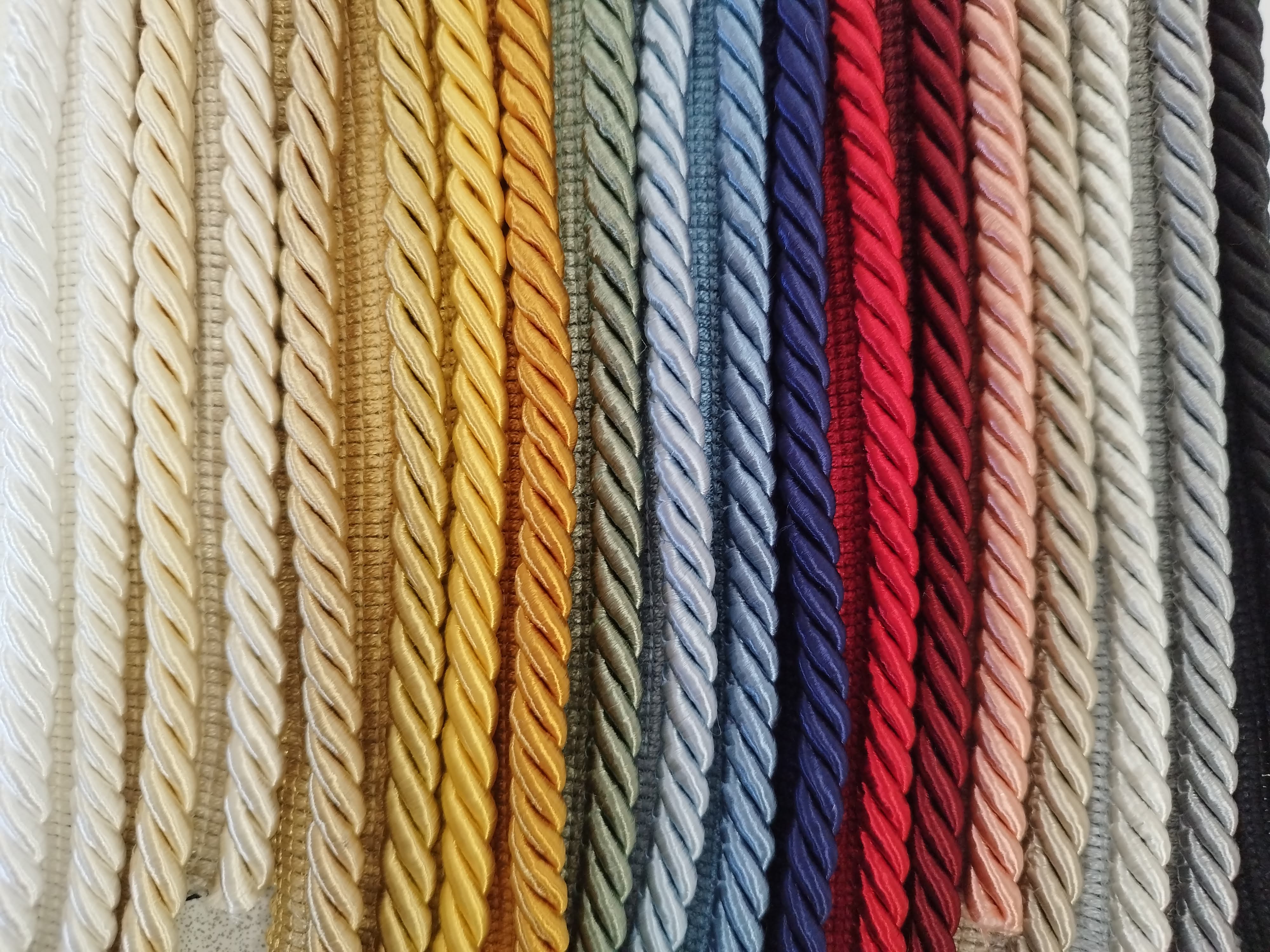 8mm Flanged Viscose Cord