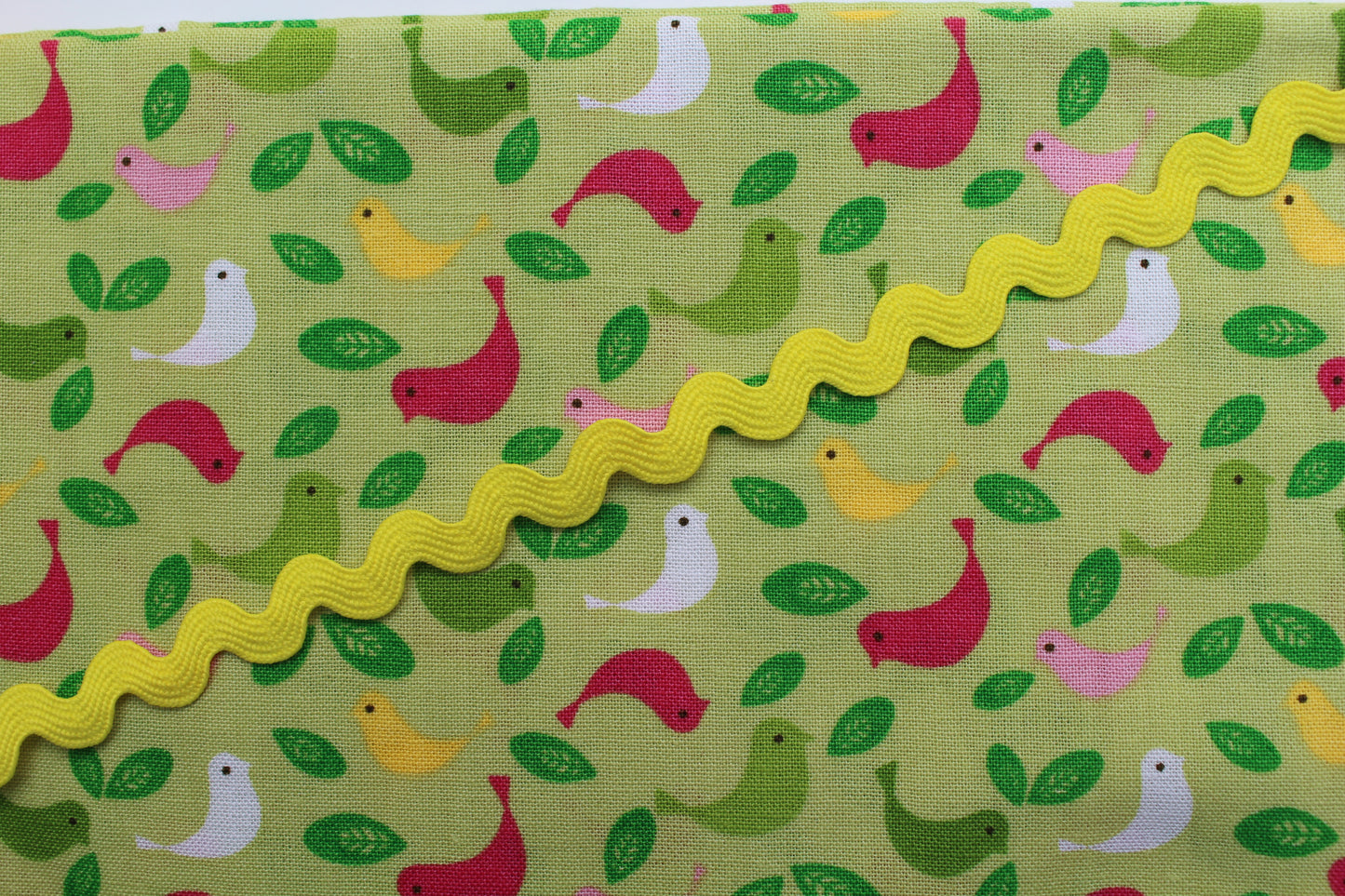 Small/Medium Ric Rac Trim - 3 Metre Length