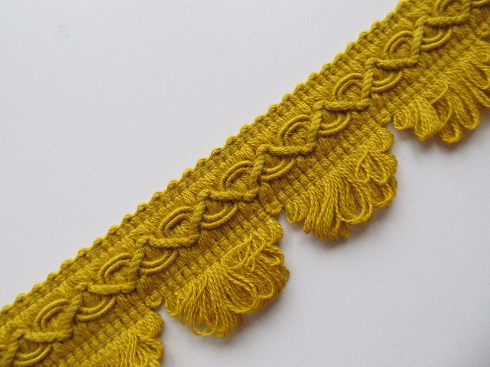 35mm Cotton Fringed Fan Braid