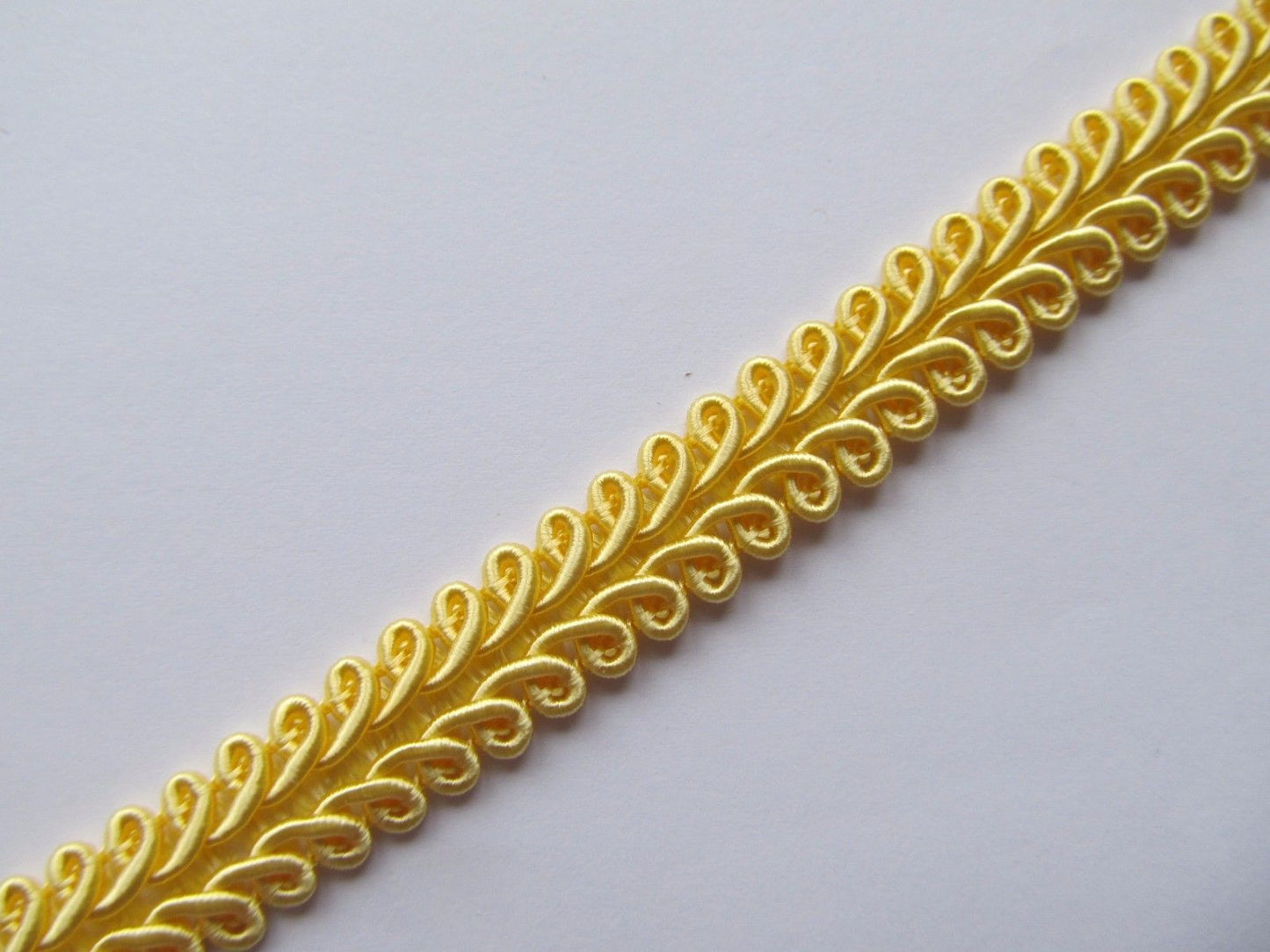 10mm Silky Scroll Braid