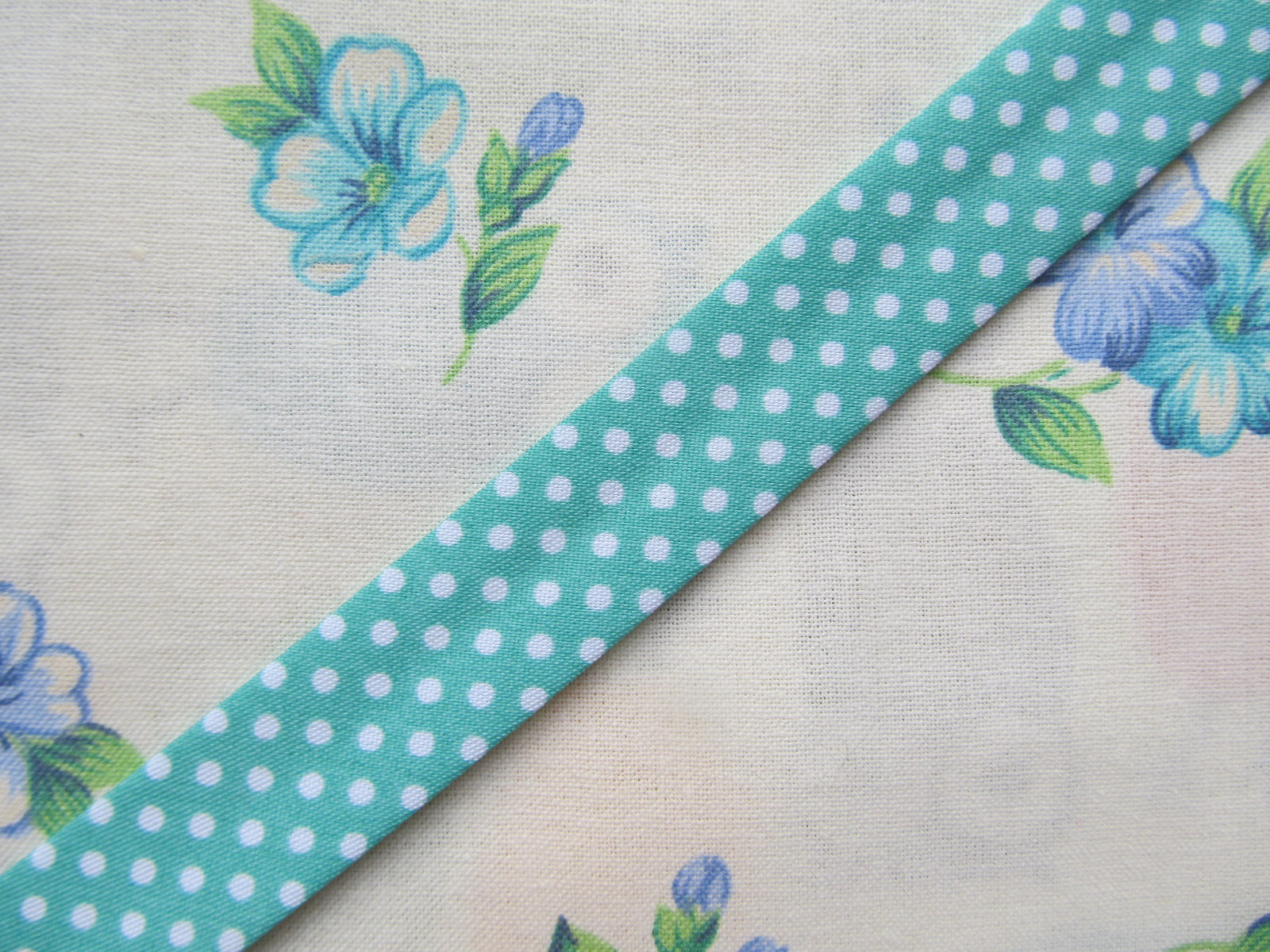 Polka Dot Bias Binding