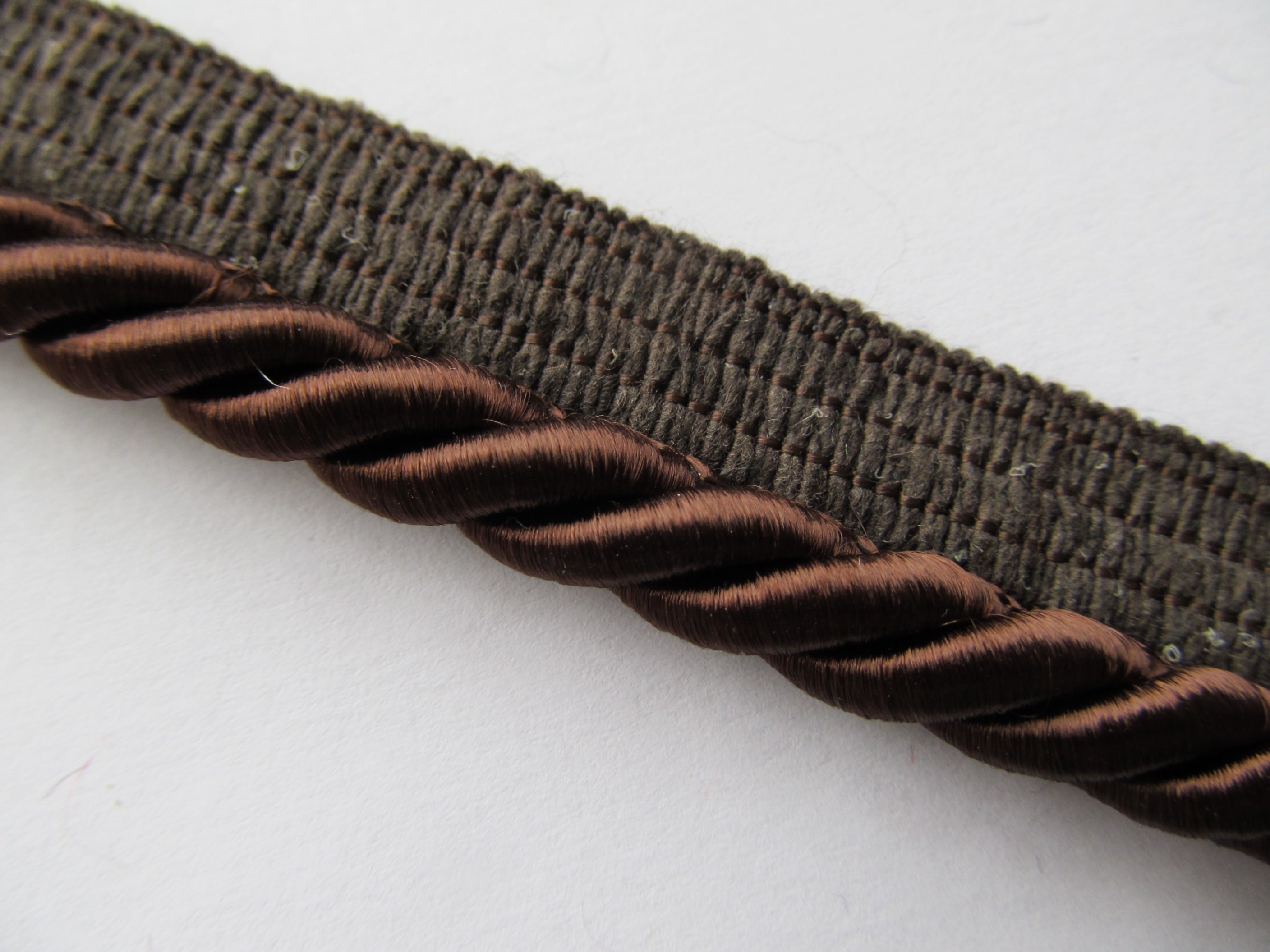 8mm Thick Silky Furnishing Cord with Flange