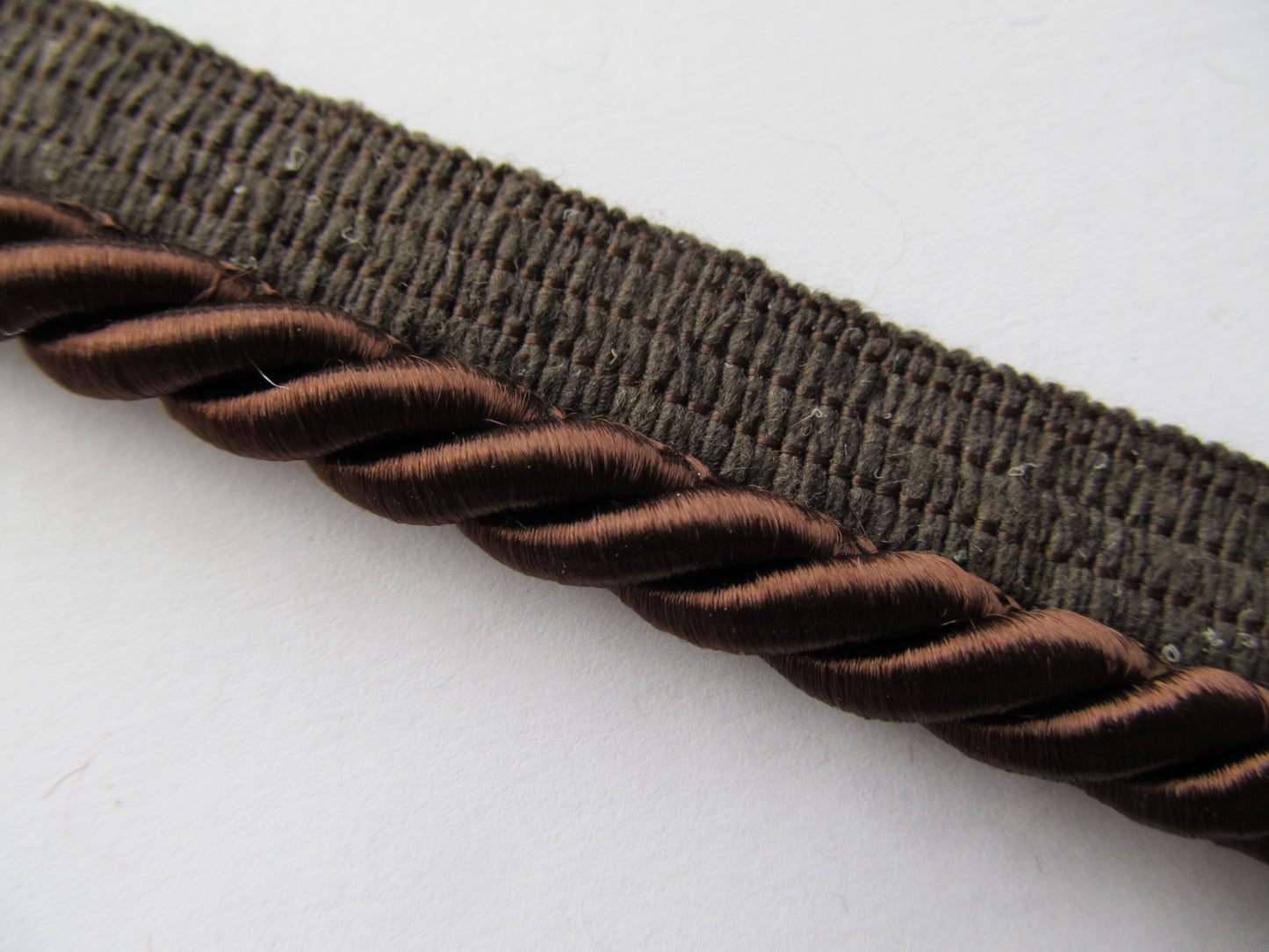 8mm Thick Silky Furnishing Cord with Flange