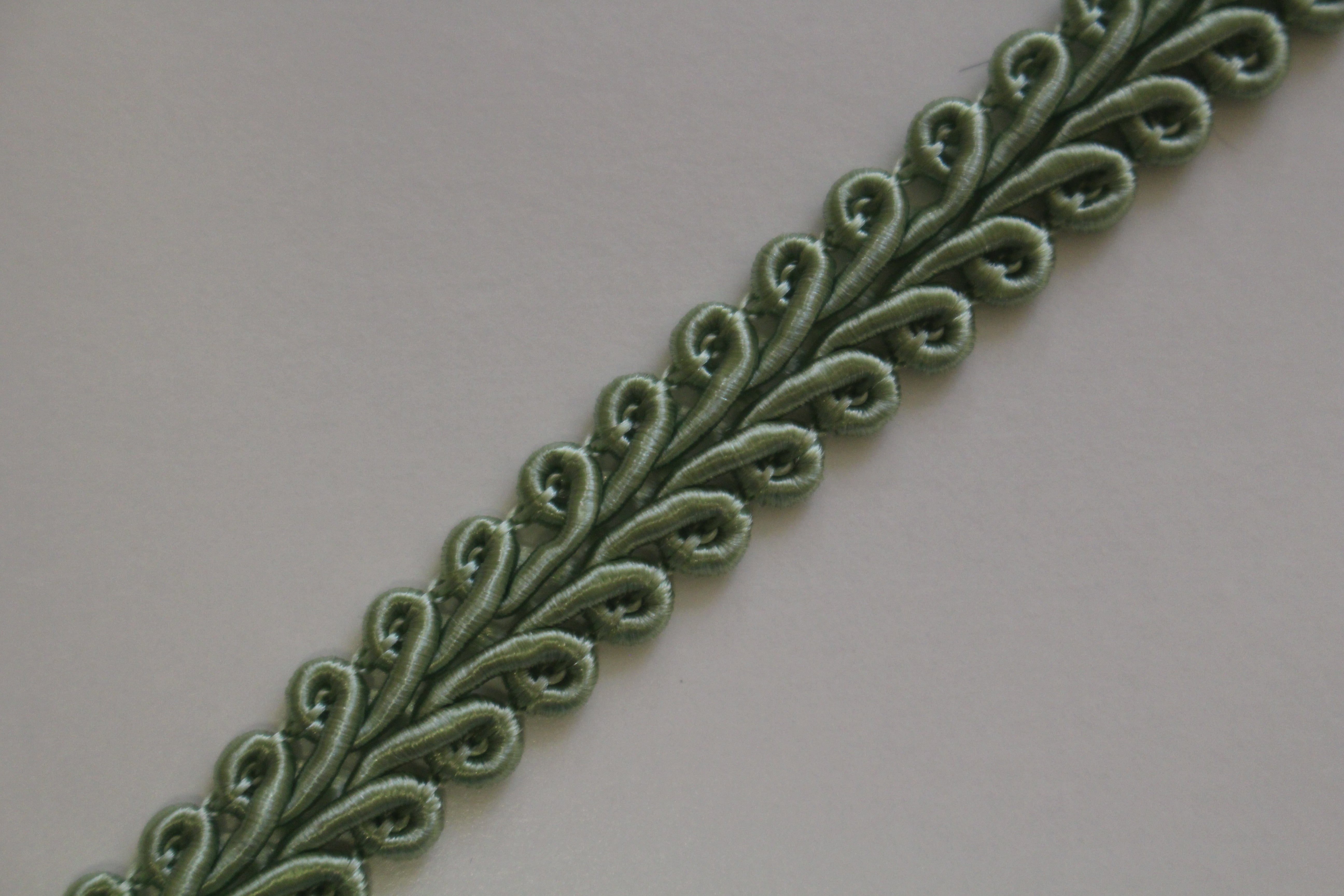 Premium 9-10mm Scroll Braid - 35 Colours