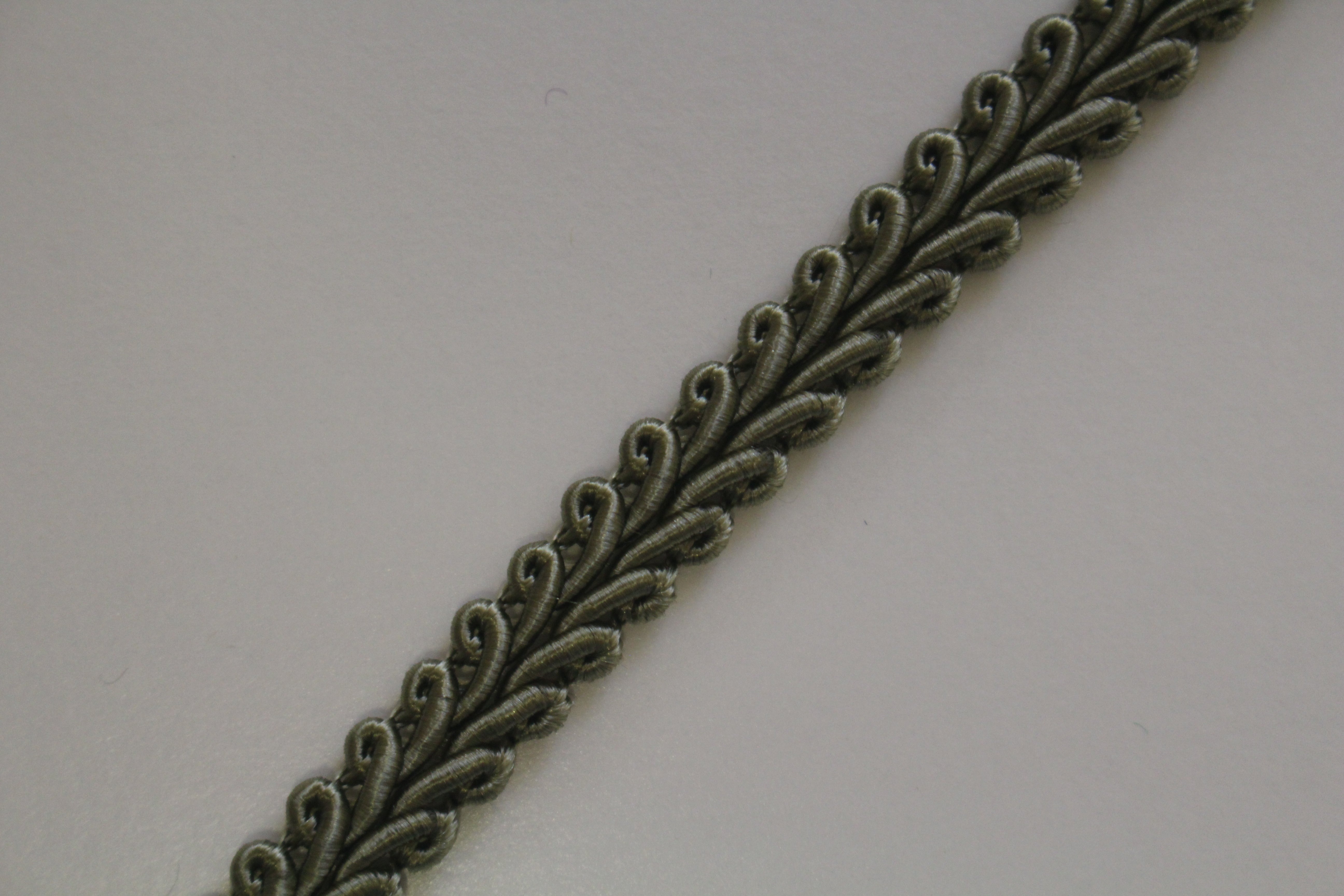 Premium 9-10mm Scroll Braid - 35 Colours