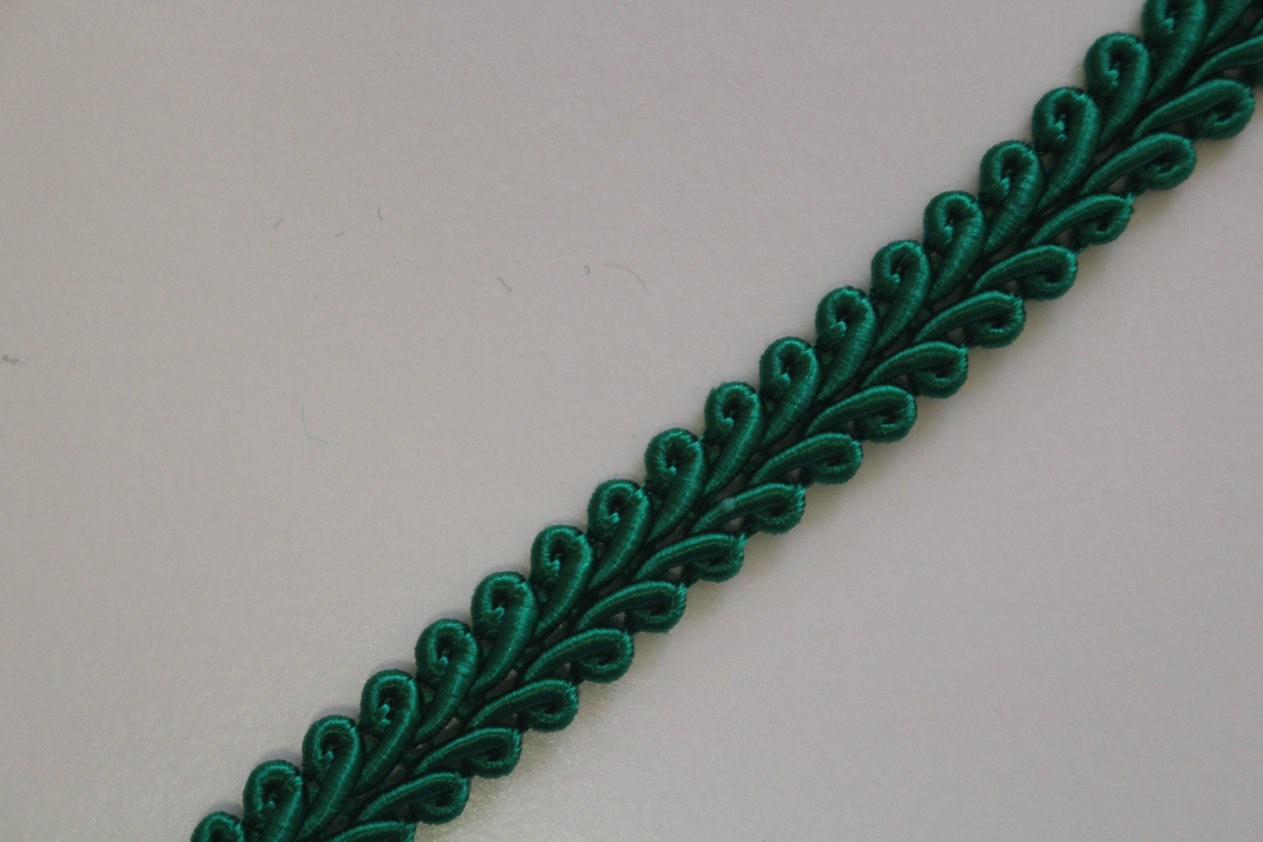 Premium 9-10mm Scroll Braid - 35 Colours