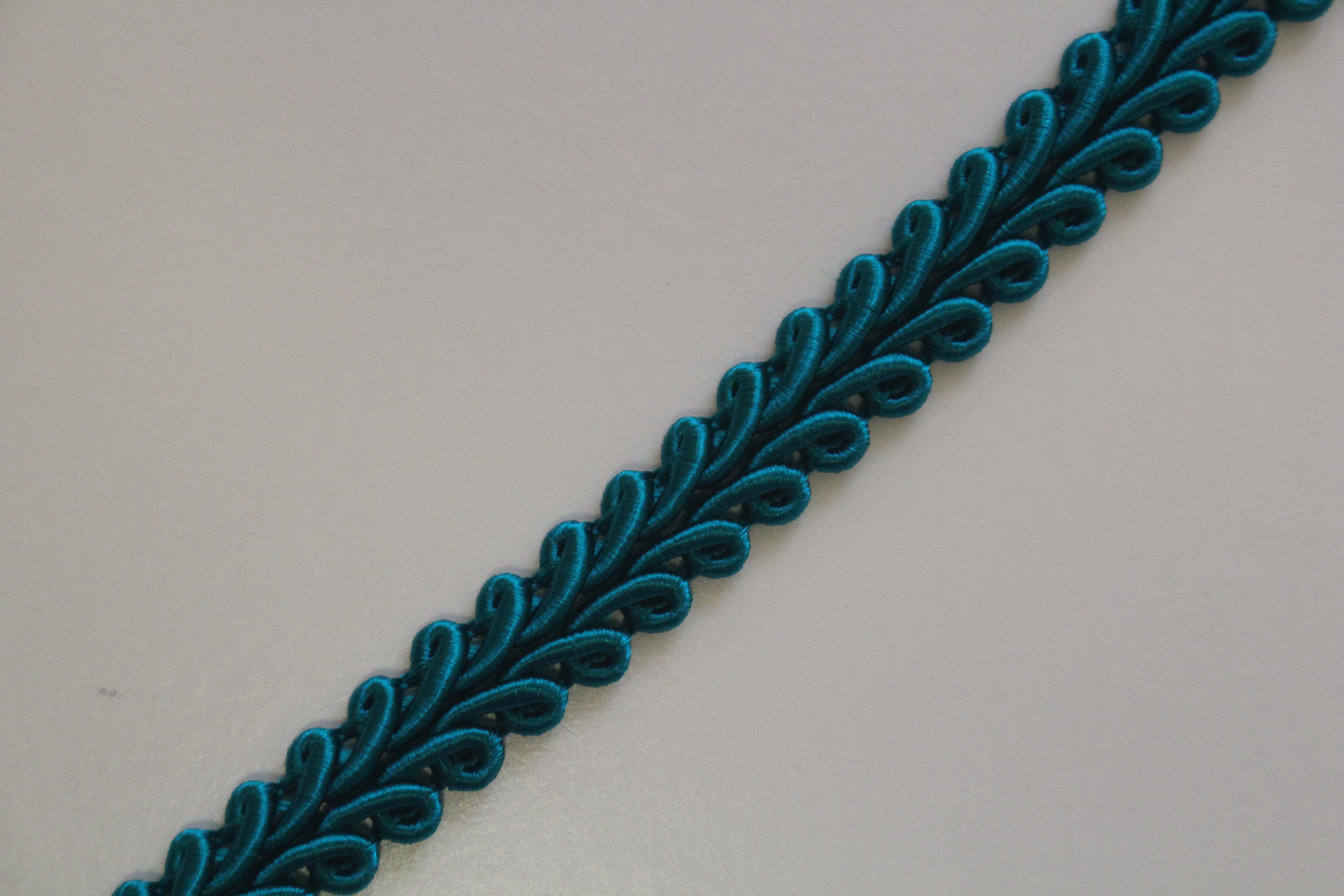 Premium 9-10mm Scroll Braid - 35 Colours