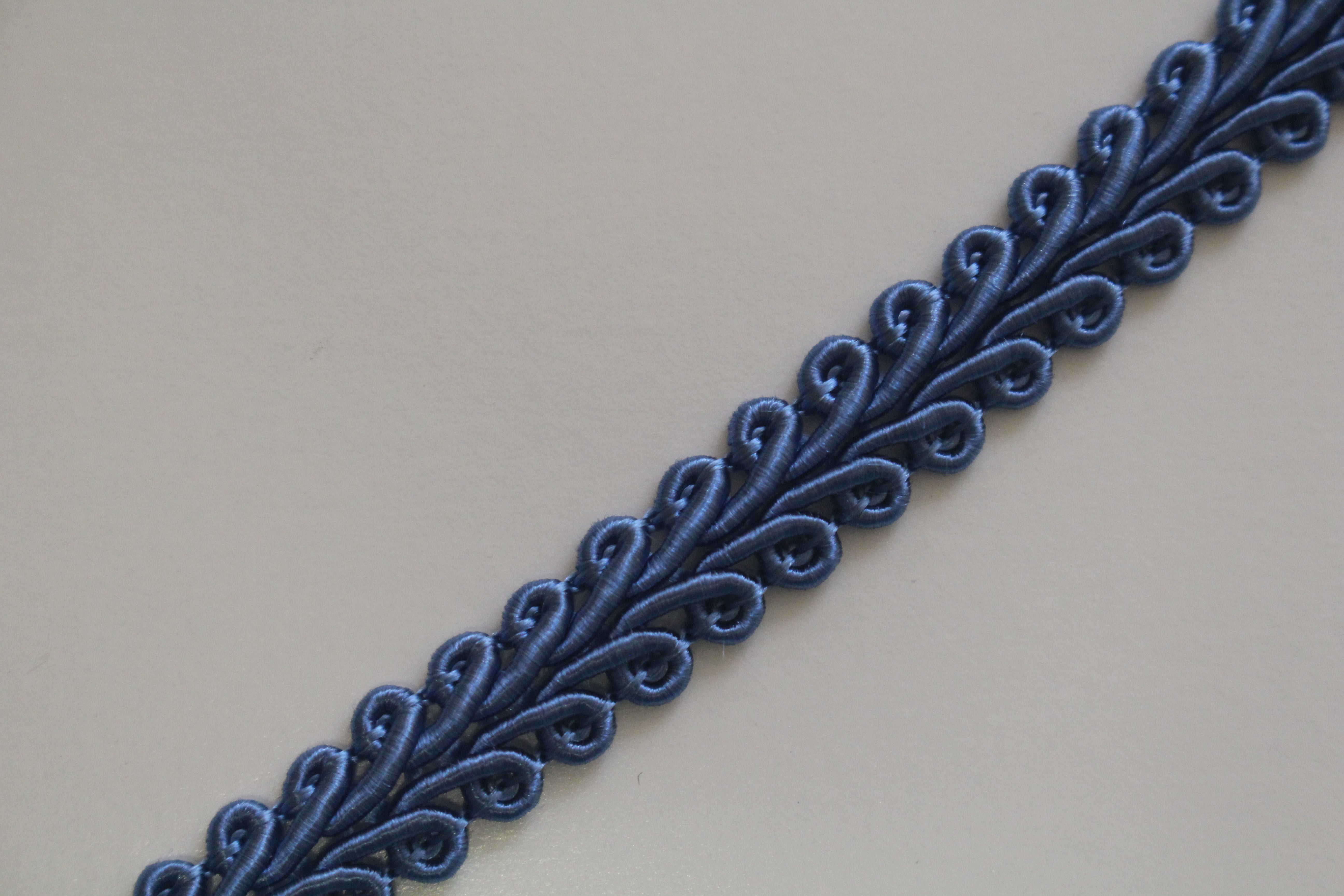Premium 9-10mm Scroll Braid - 35 Colours