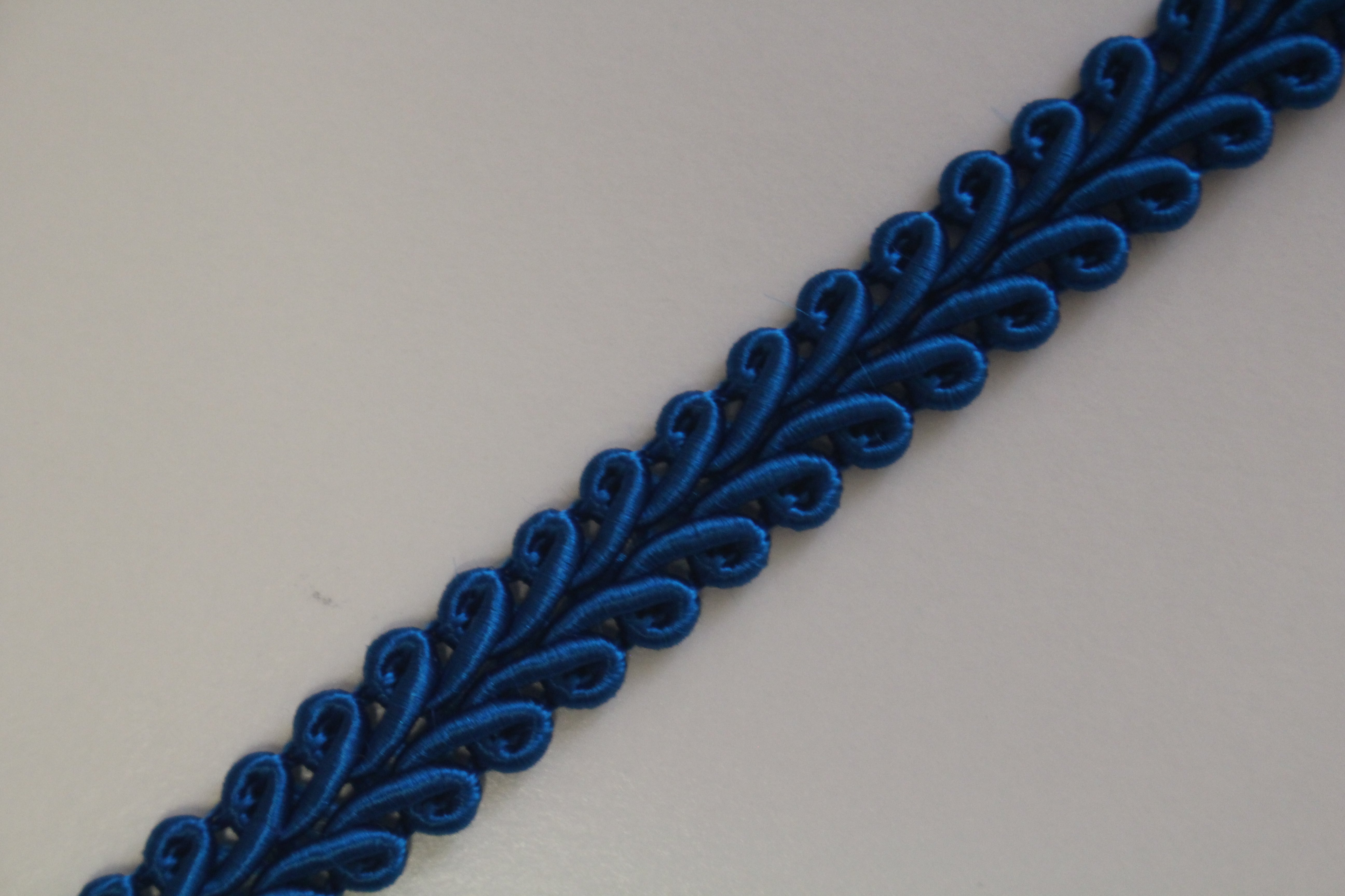 Premium 9-10mm Scroll Braid - 35 Colours