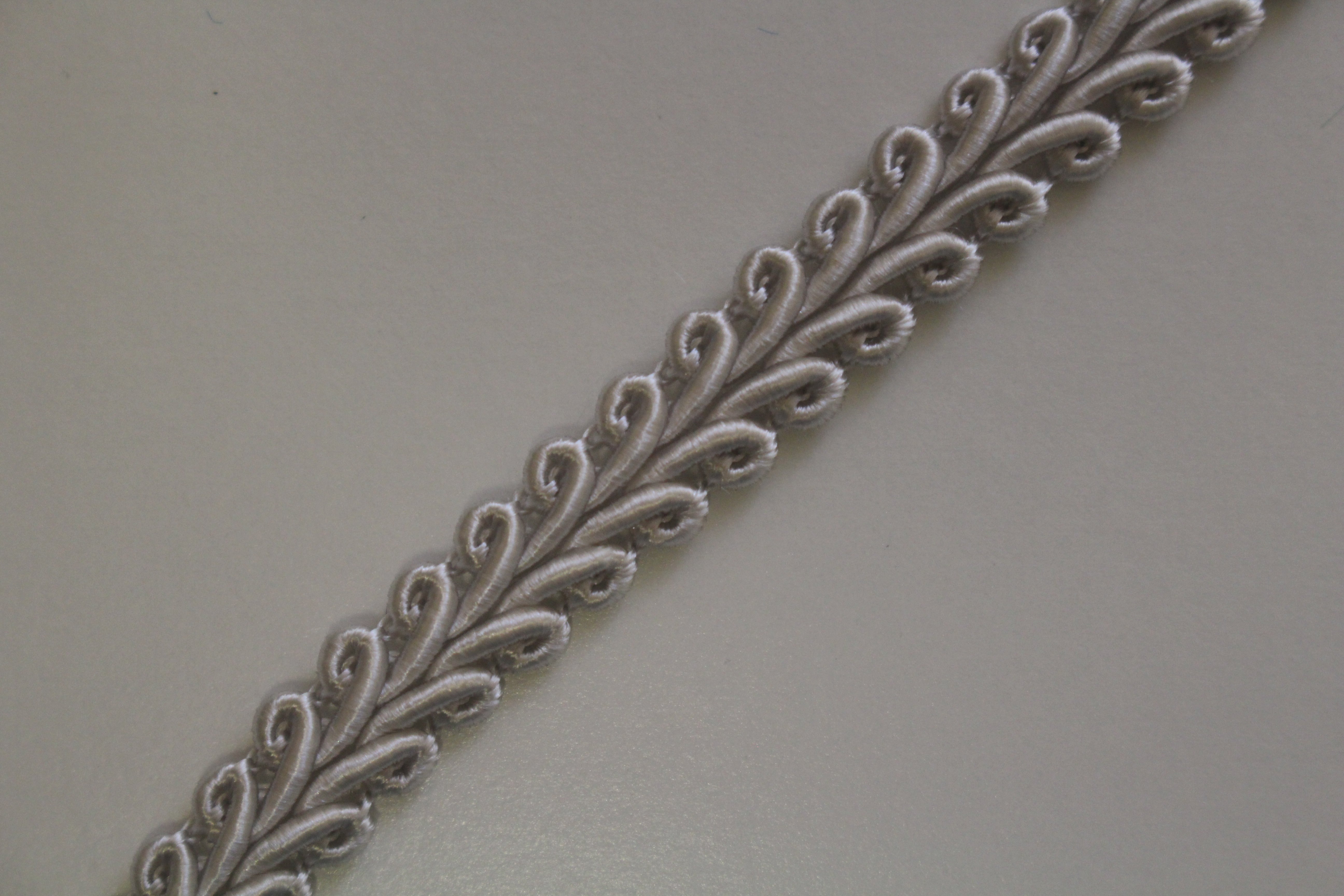 Premium 9-10mm Scroll Braid - 35 Colours