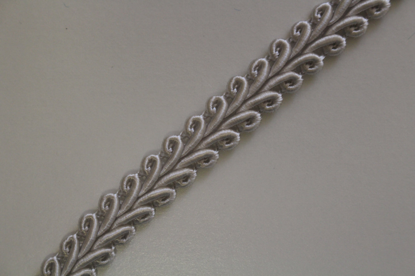Premium 9-10mm Scroll Braid - 35 Colours