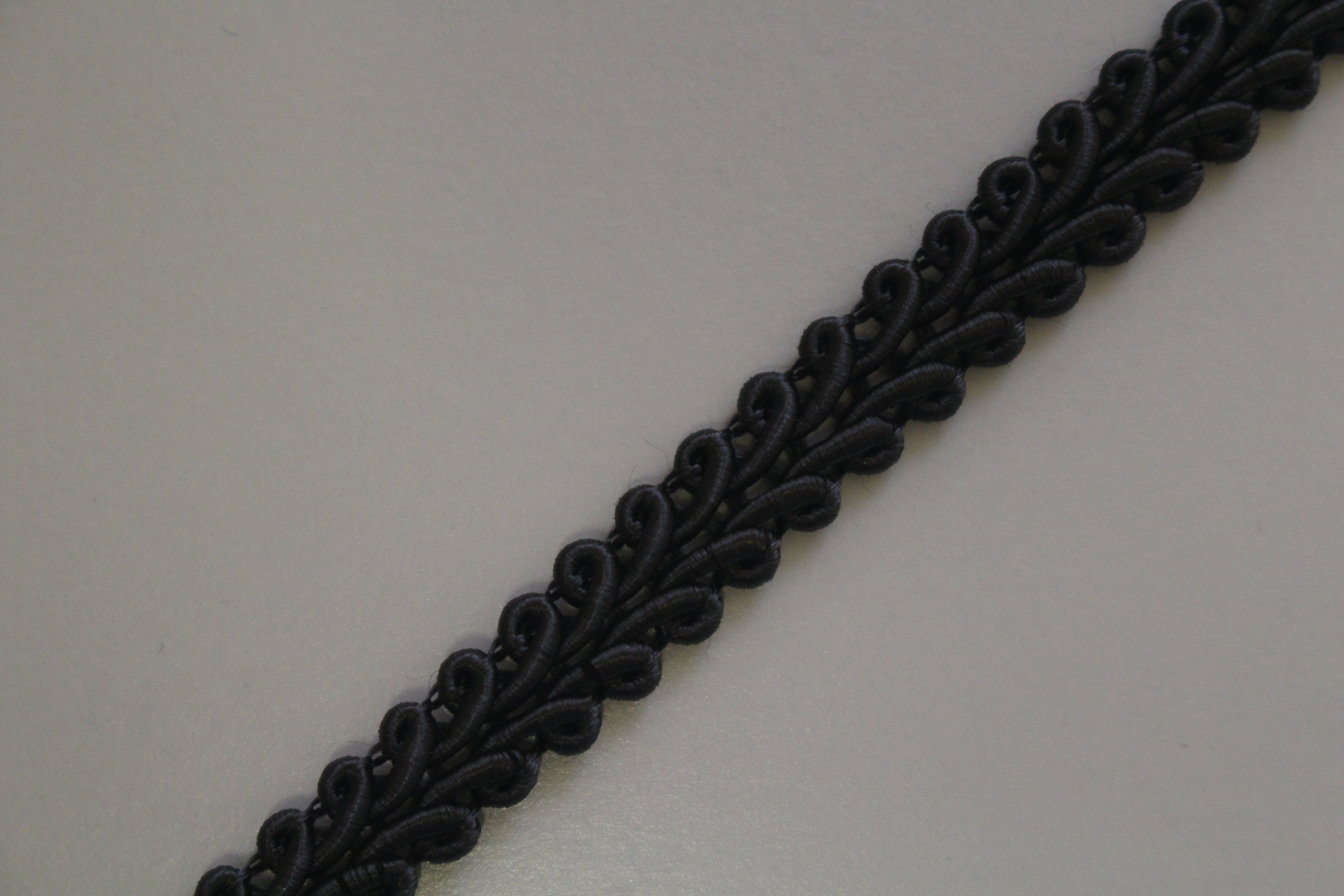 Premium 9-10mm Scroll Braid - 35 Colours