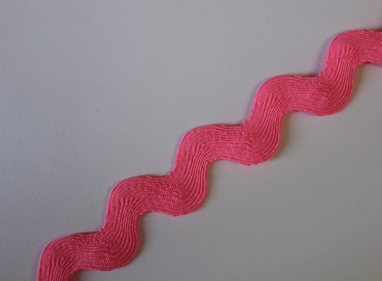 Extra Jumbo Ric Rac Trim 14mm/22mm Width