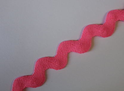Extra Jumbo Ric Rac Trim 14mm/22mm Width