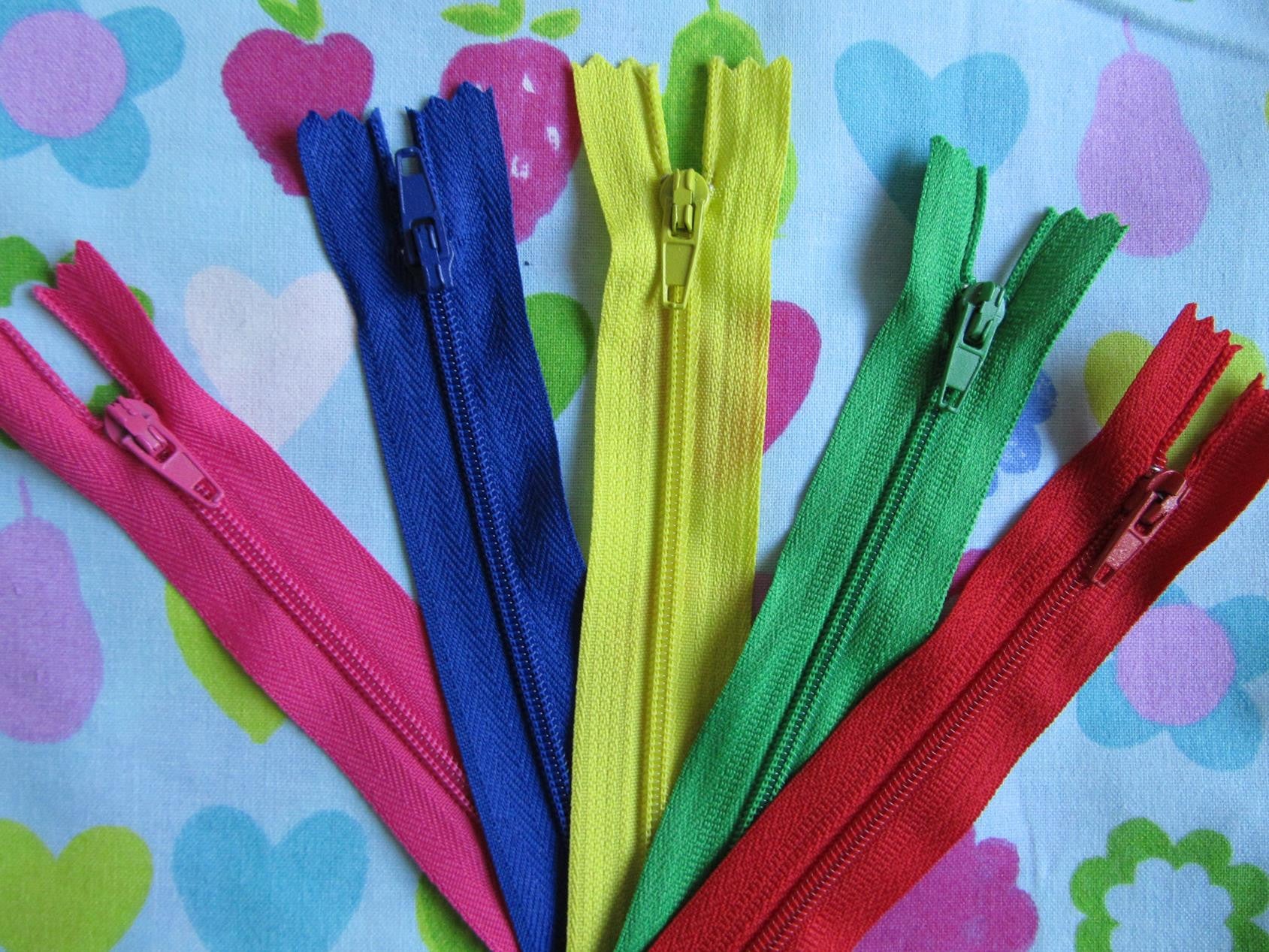 Pack of 5 Closed End Zips - 16" (40cm)