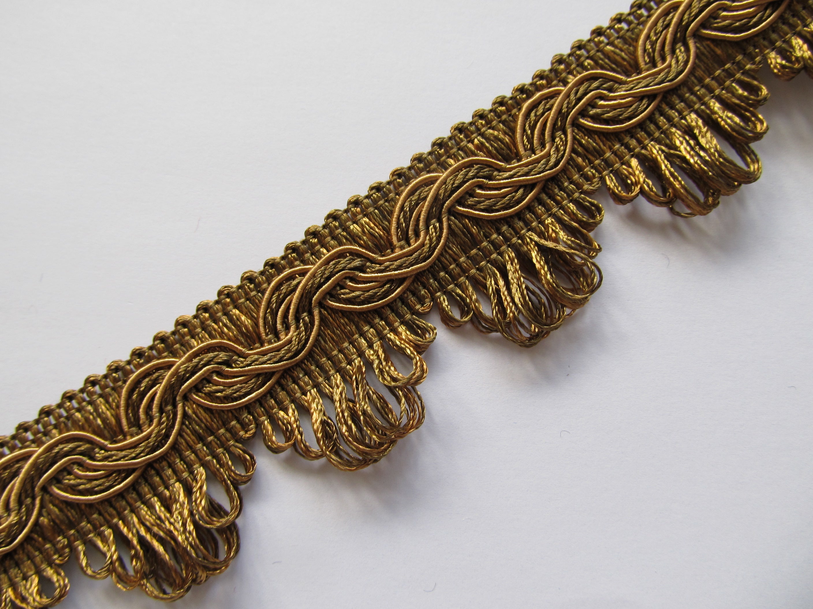 35mm Silky Polycotton Fringed Fan Braid