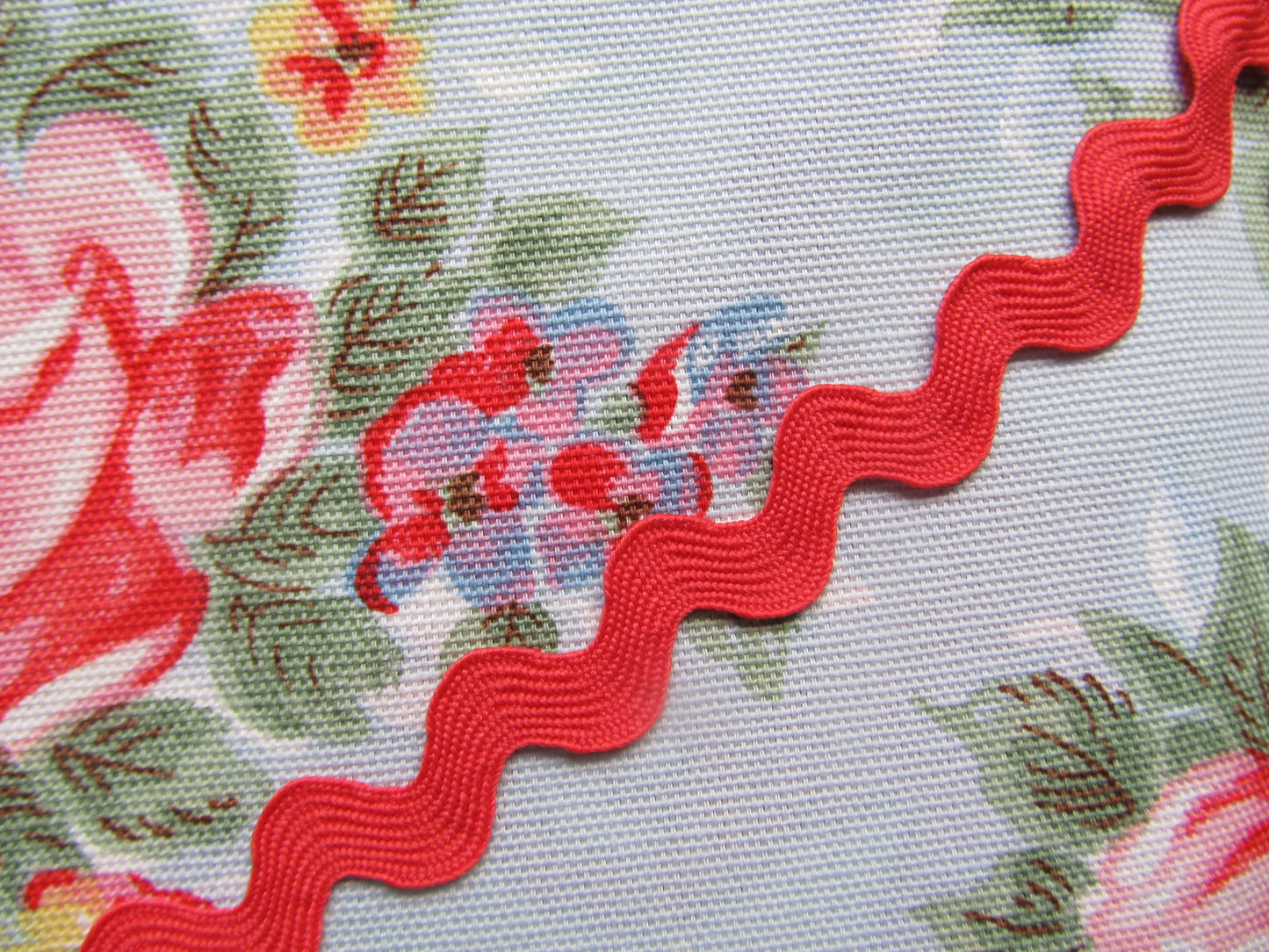 Jumbo Ric Rac Trim - 3 Metre Length