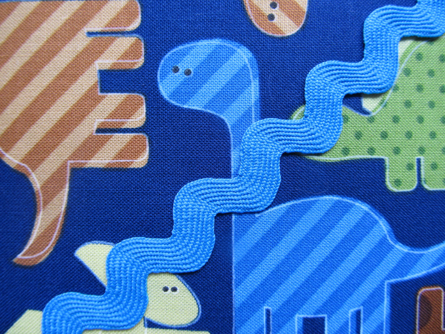 Jumbo Ric Rac Trim - 3 Metre Length