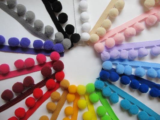 Jumbo Pom Pom Trim