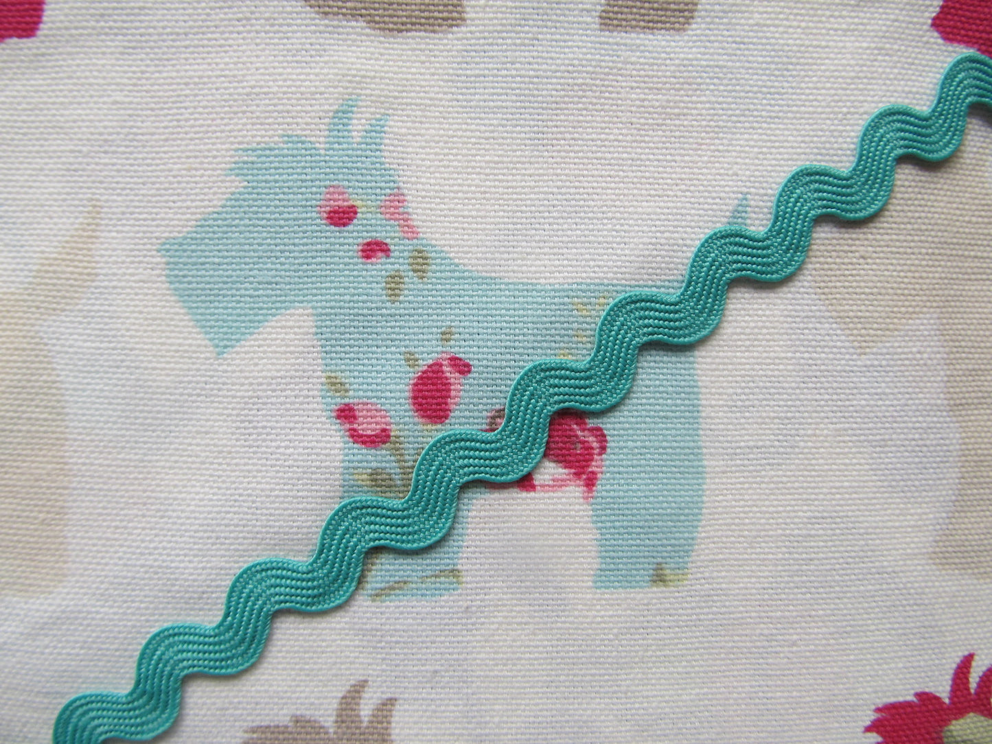 Large Ric Rac Trim - 3 Metre Length
