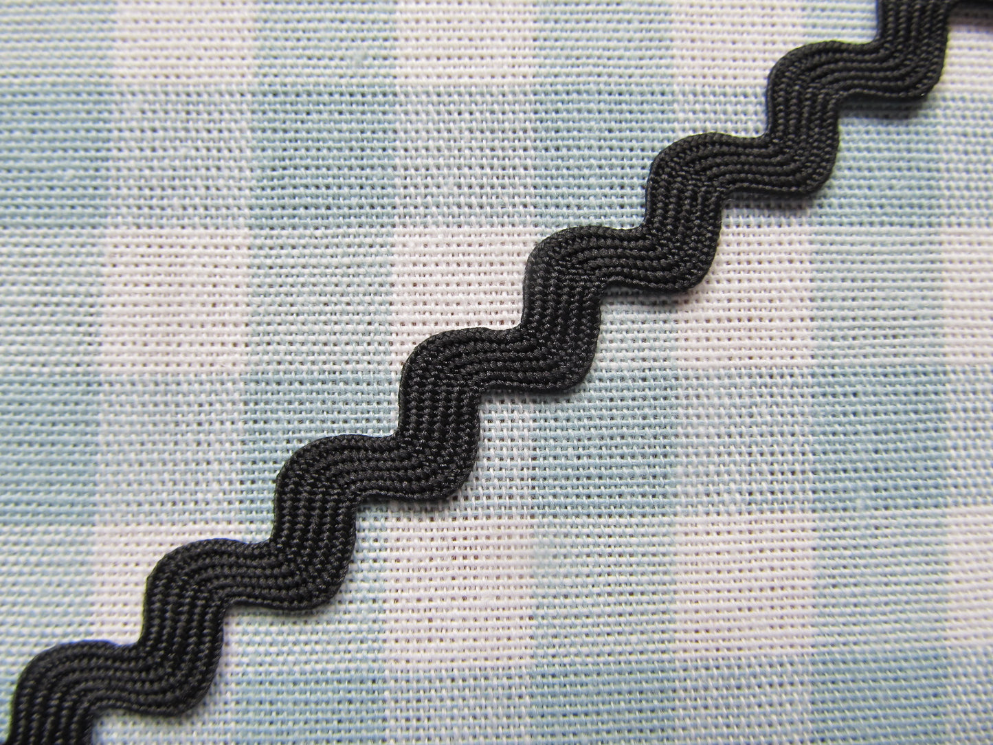 Large Ric Rac Trim - 3 Metre Length