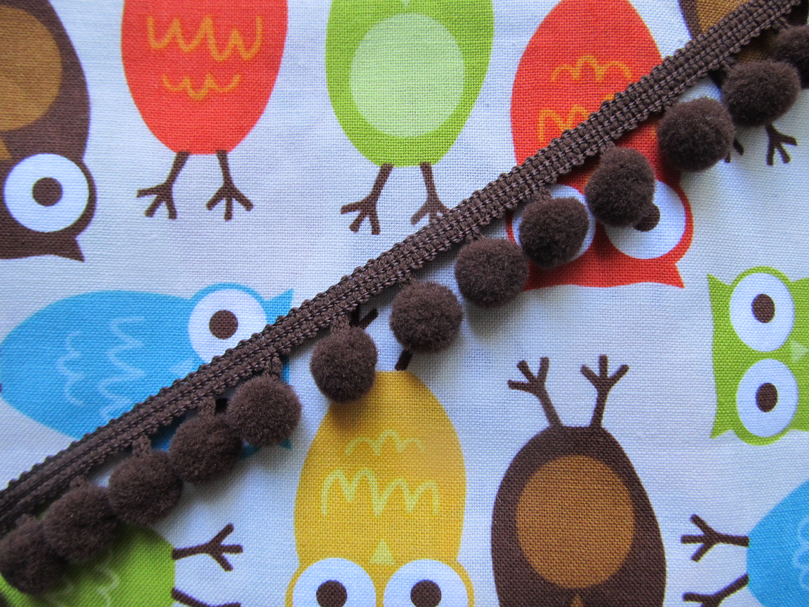 Medium Pom Pom Trim