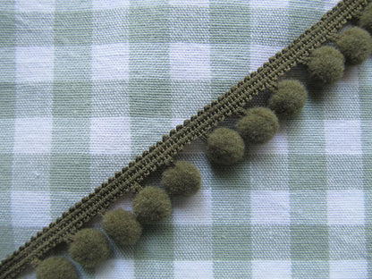 Medium Pom Pom Trim