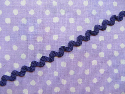 Small/Medium Ric Rac Trim - 3 Metre Length