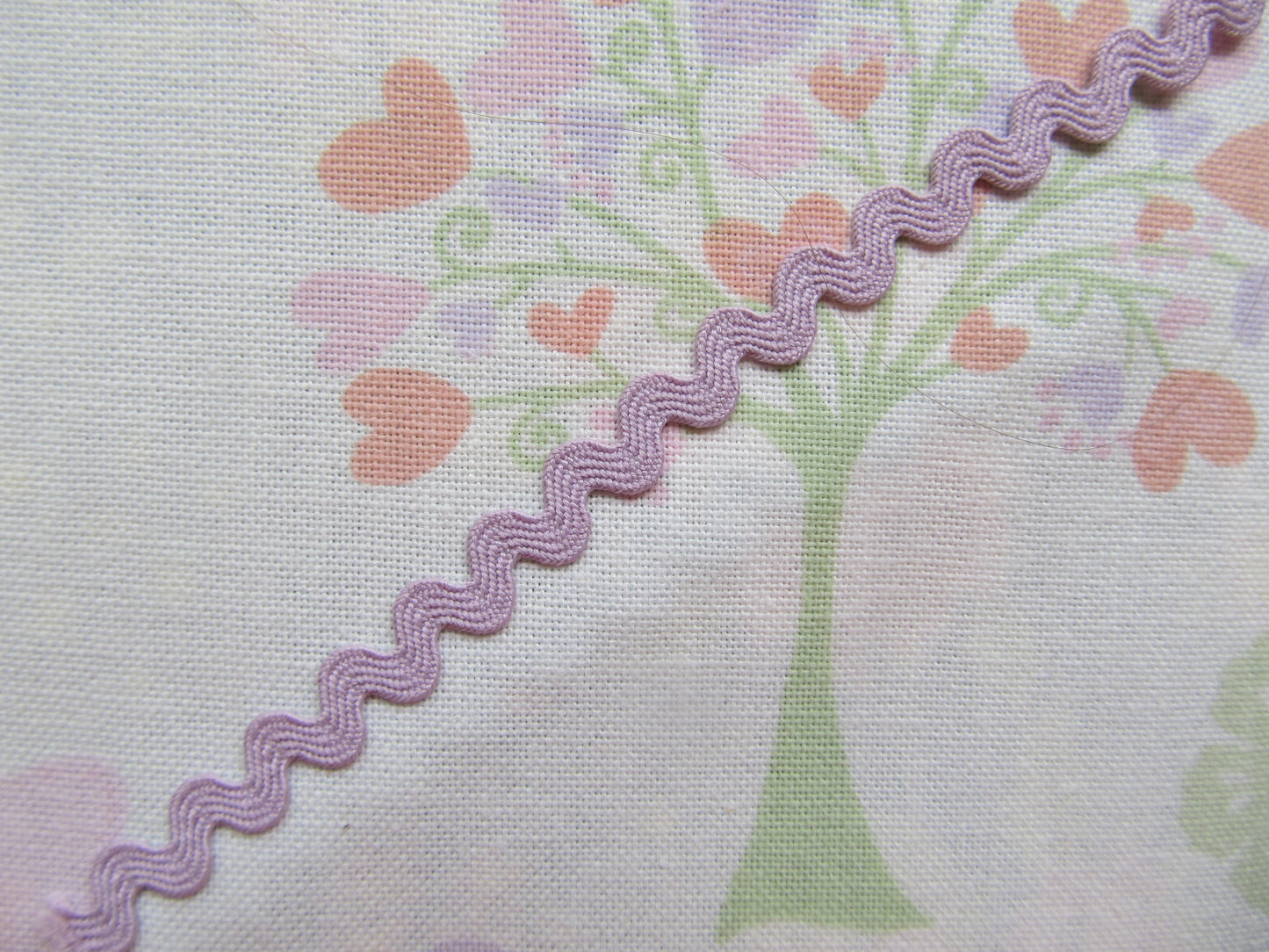Small/Medium Ric Rac Trim - 3 Metre Length