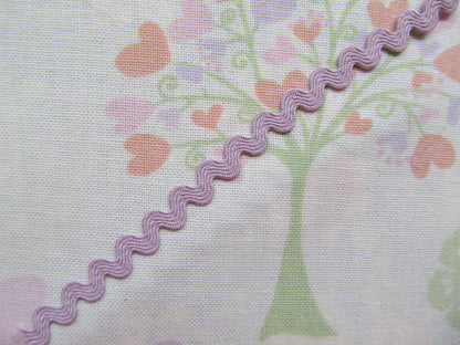 Small/Medium Ric Rac Trim - 3 Metre Length