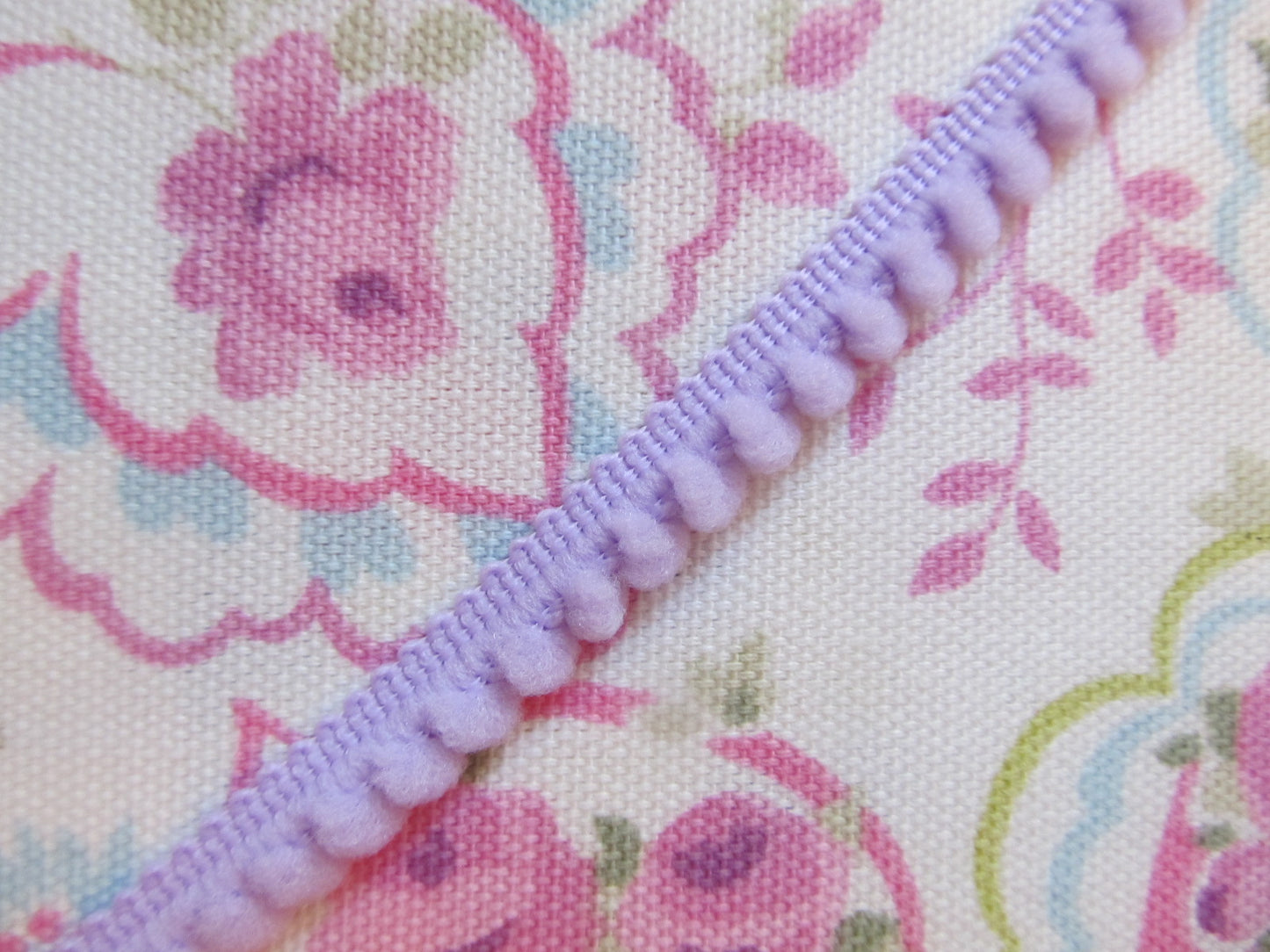 Mini Pom Pom Trim
