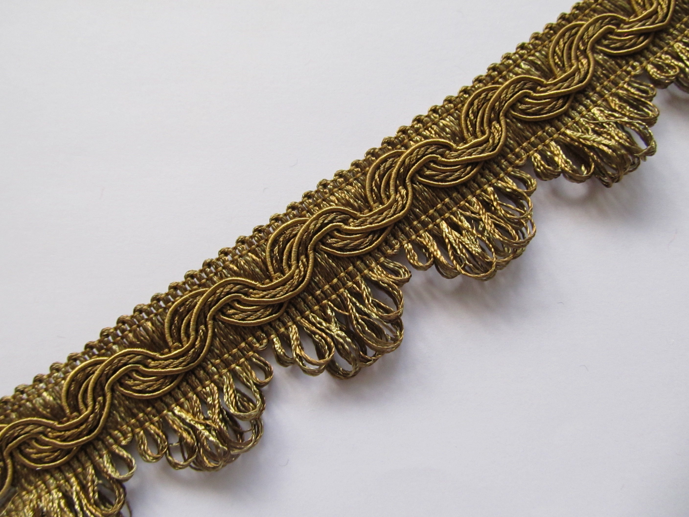 35mm Silky Polycotton Fringed Fan Braid
