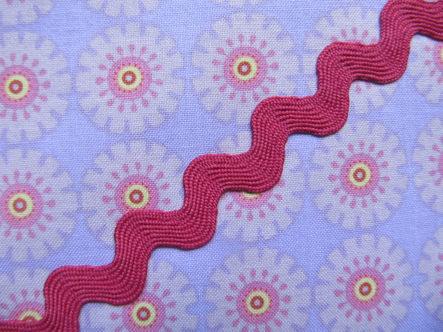 Jumbo Ric Rac Trim - 3 Metre Length