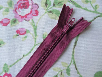 Closed End Zip - 14" (35cm)