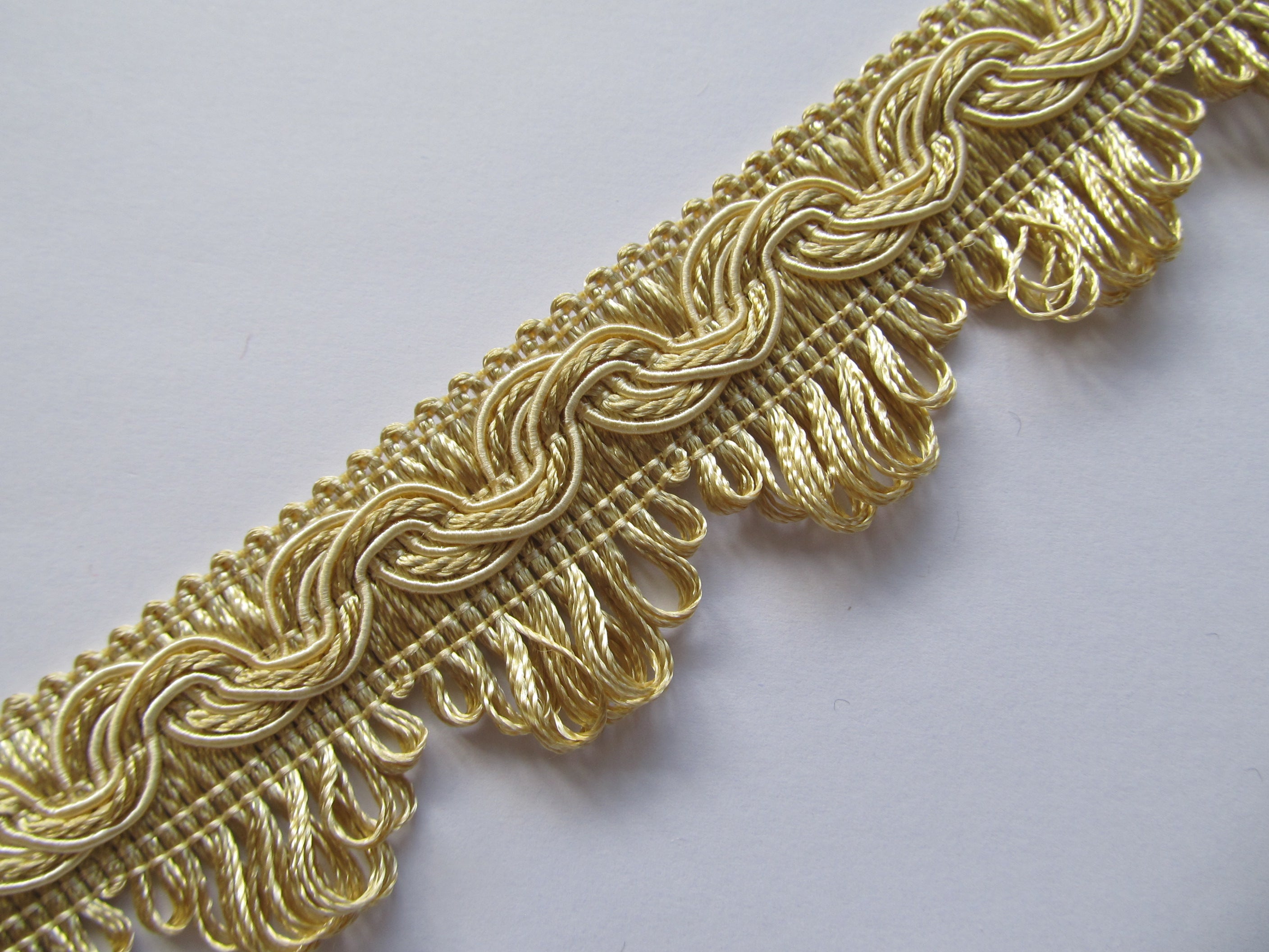 35mm Silky Polycotton Fringed Fan Braid