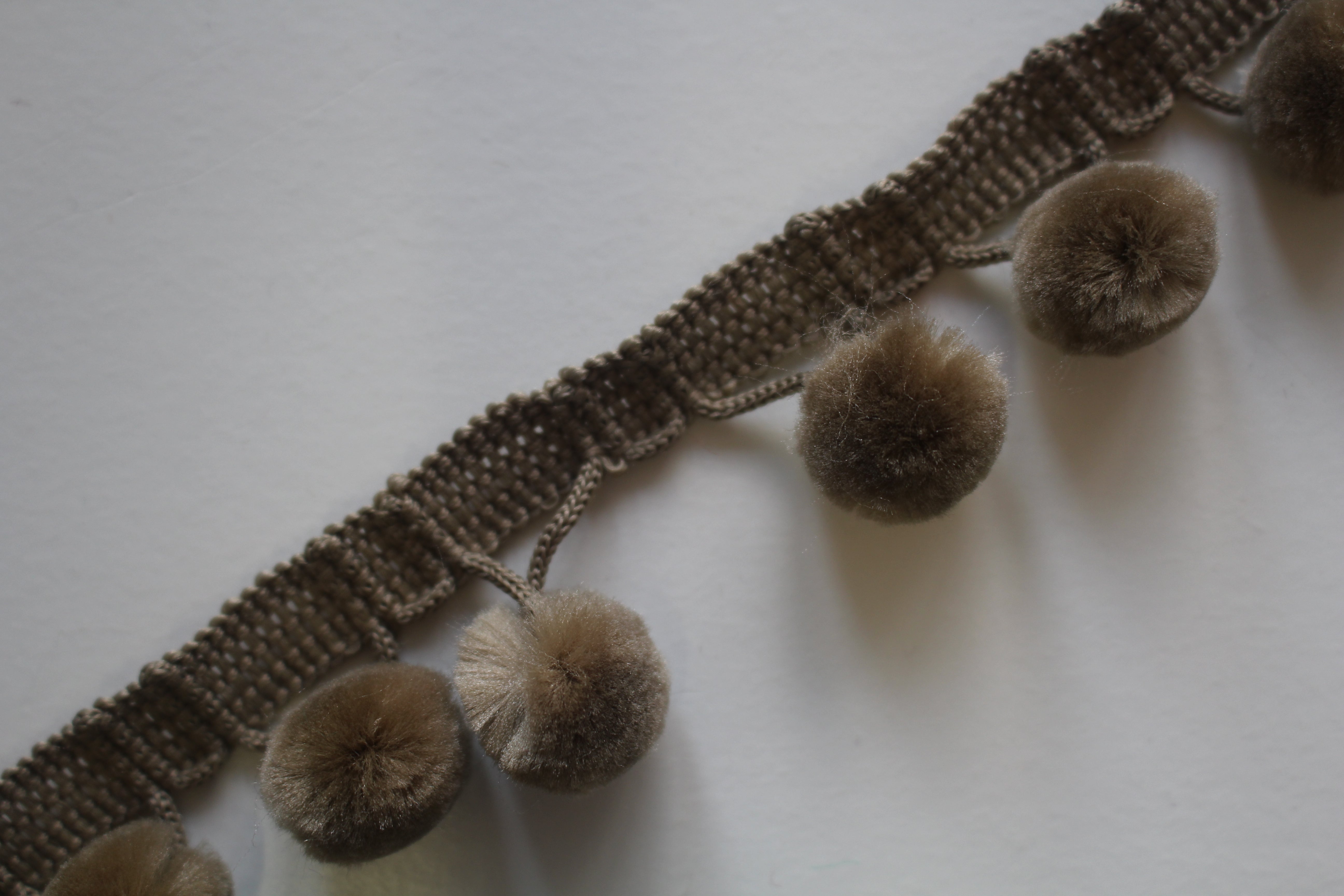 Velvet Pom Pom Trim