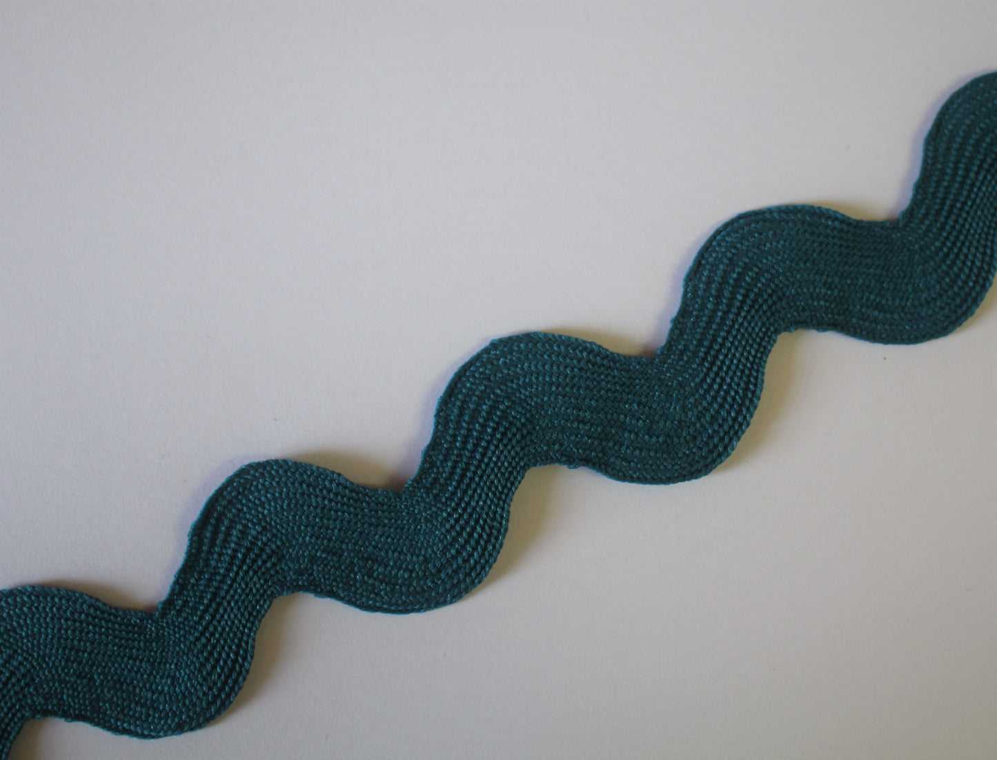 Extra Jumbo Ric Rac Trim 14mm/22mm Width