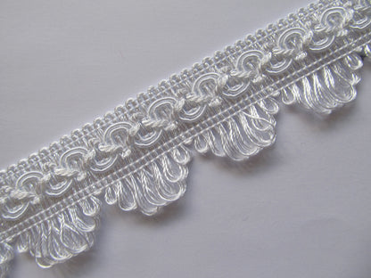 35mm Silky Polycotton Fringed Fan Braid